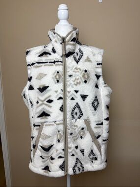 The North Face Women’s Campshire Vest Aztec Sherpa Fleece Size XL